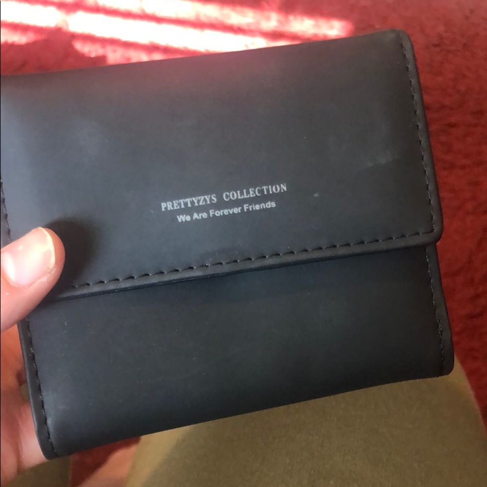 Black Wallet